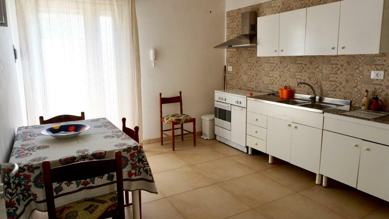 Appartamenti Torre Lapillo Exterior foto
